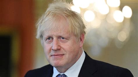 B­o­r­i­s­ ­J­o­h­n­s­o­n­,­ ­k­o­r­o­n­a­v­i­r­ü­s­ ­a­ş­ı­l­a­m­a­s­ı­n­d­a­ ­2­0­2­2­­y­i­ ­i­ş­a­r­e­t­ ­e­t­t­i­
